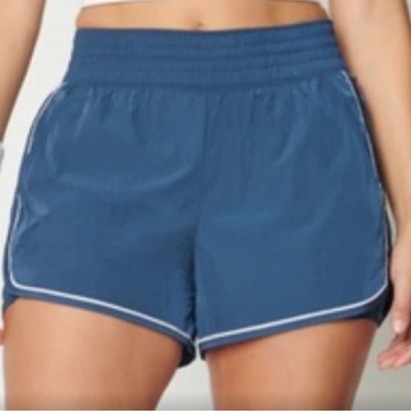 Abercrombie & Fitch YPB Line Nylon Running Shorts size xs - Picture 1 of 3
